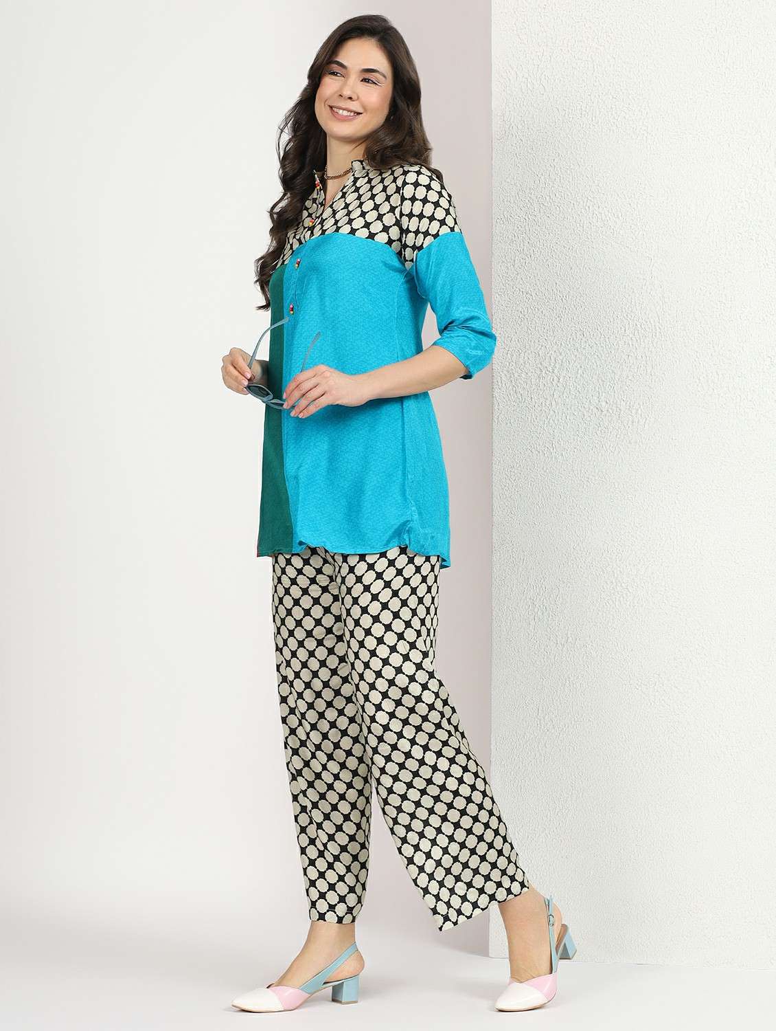 women printed three quarter sleeve co-ord set - 22495535 -  Standard Image - 4