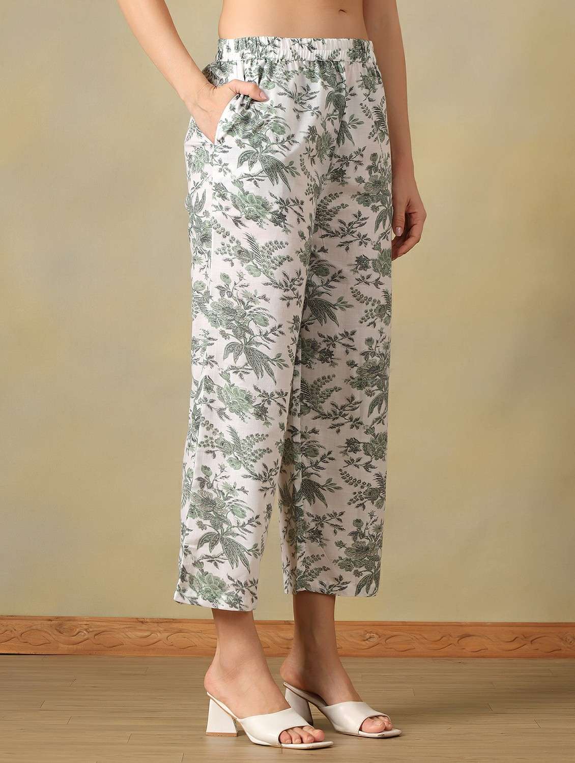 women printed three quarter sleeve ethnic co-ord set - 22495542 -  Standard Image - 4