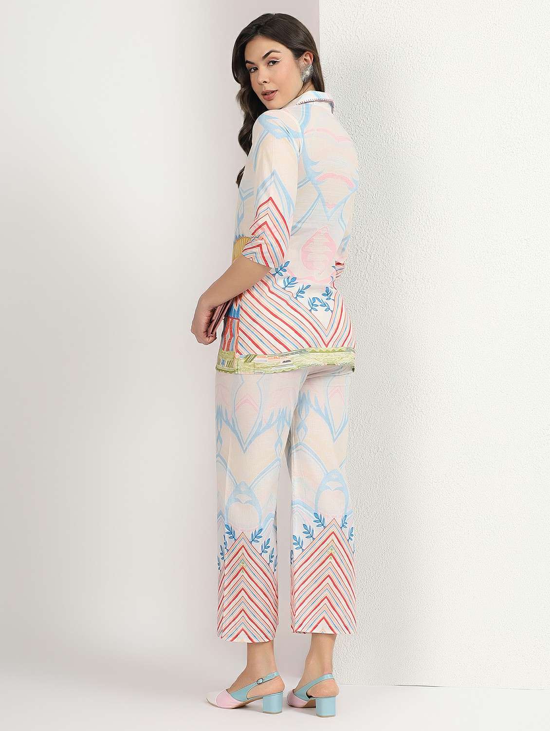women printed collared top and trouser co-ord set - 22495550 -  Standard Image - 4