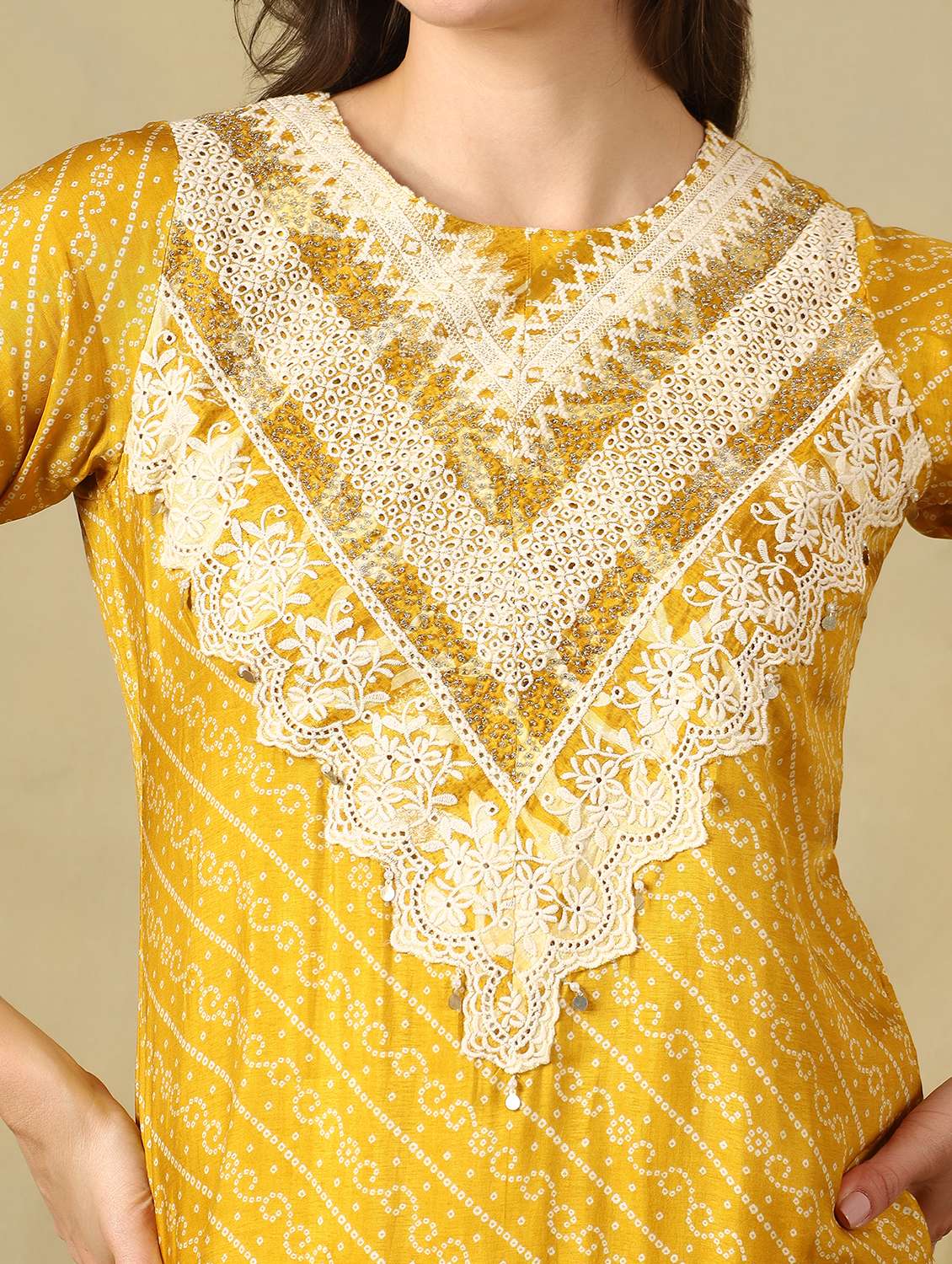 Women Printed Three Quarter Sleeve Dhoti Kurta Set - 22495554 -  Standard Image - 1
