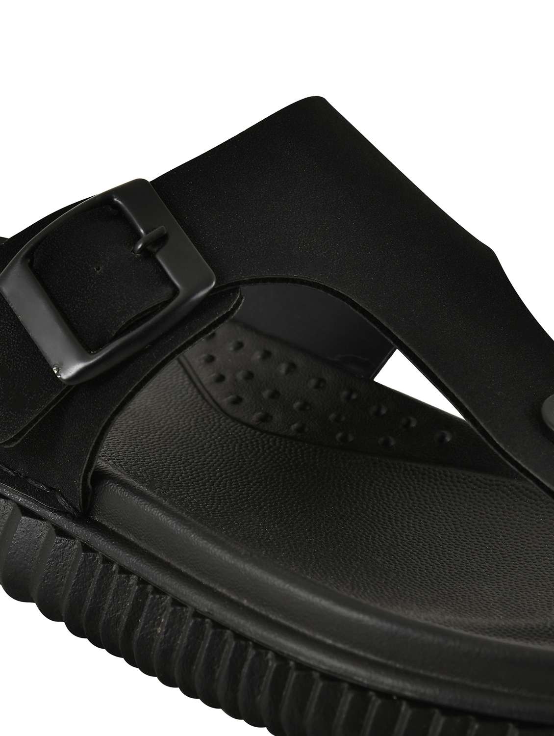 men black toe seperator sandal - 22495888 -  Standard Image - 4