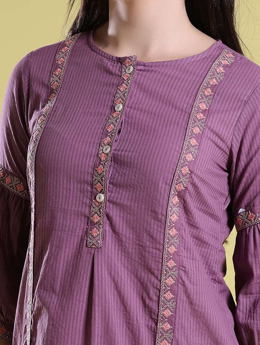 Women Embroidered Three Quarter Sleeve A-line Kurta - 22496295 -  Standard Image - 1