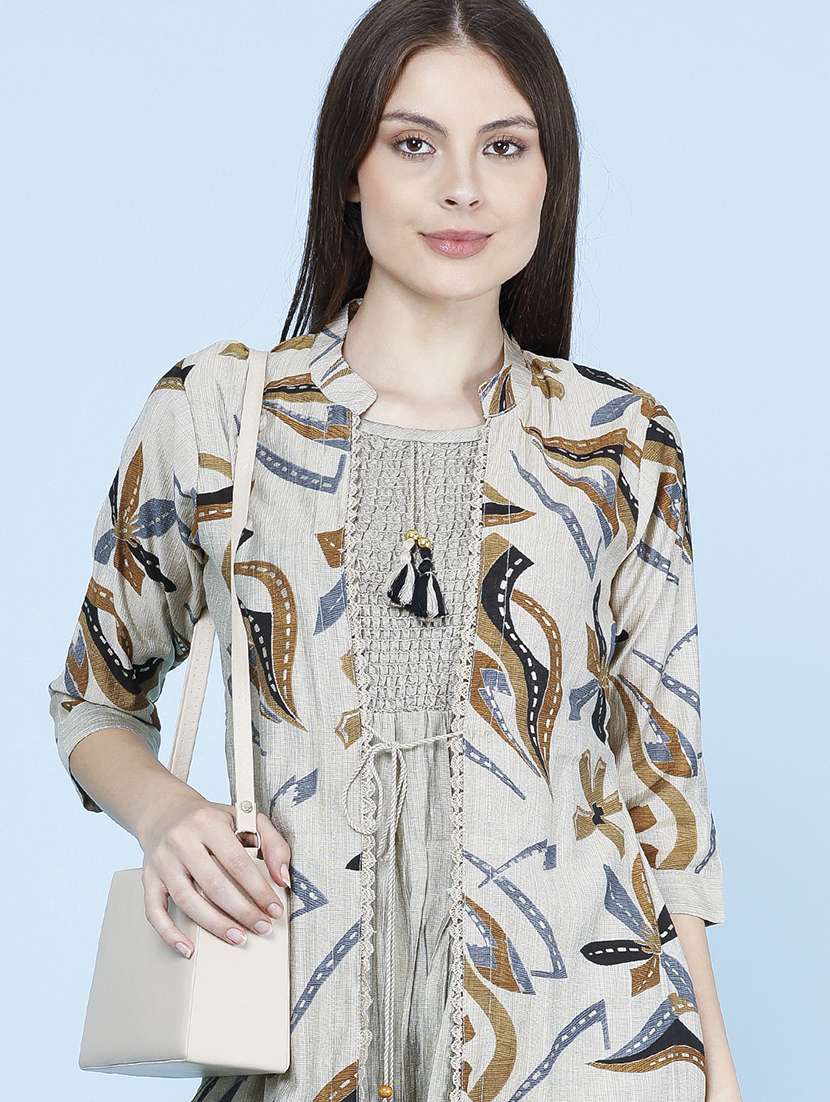 Women Printed Three Quarter Sleeve Kurta With Jacket Kurta - 22496317 -  Standard Image - 1