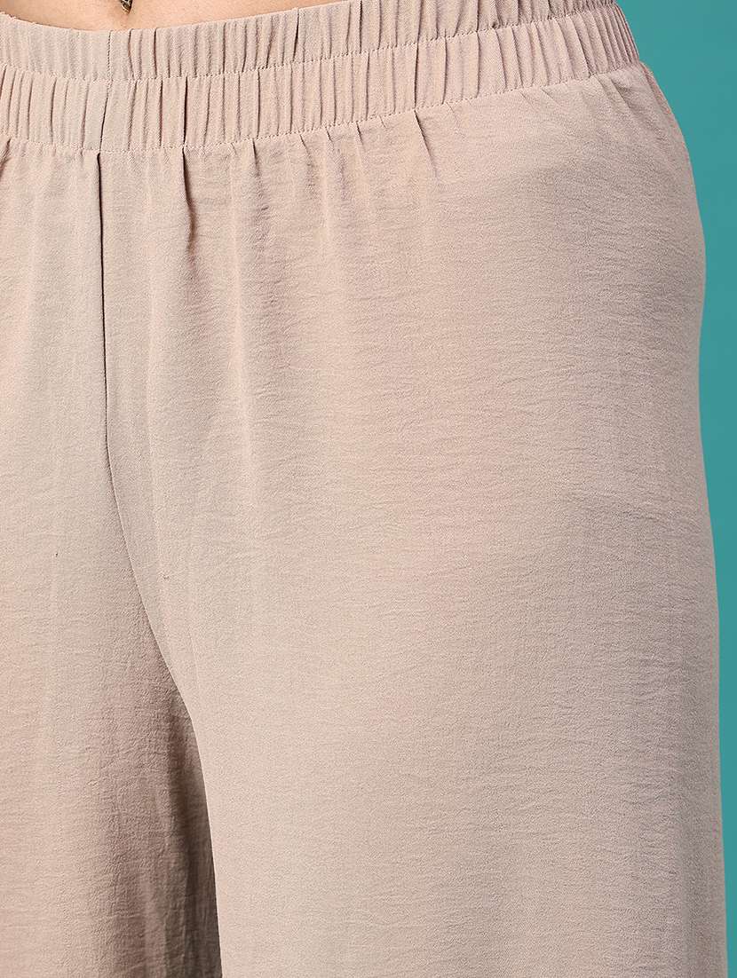 Women Solid Mid Rise Relaxed Fit Straight Trouser - 22496644 -  Standard Image - 1