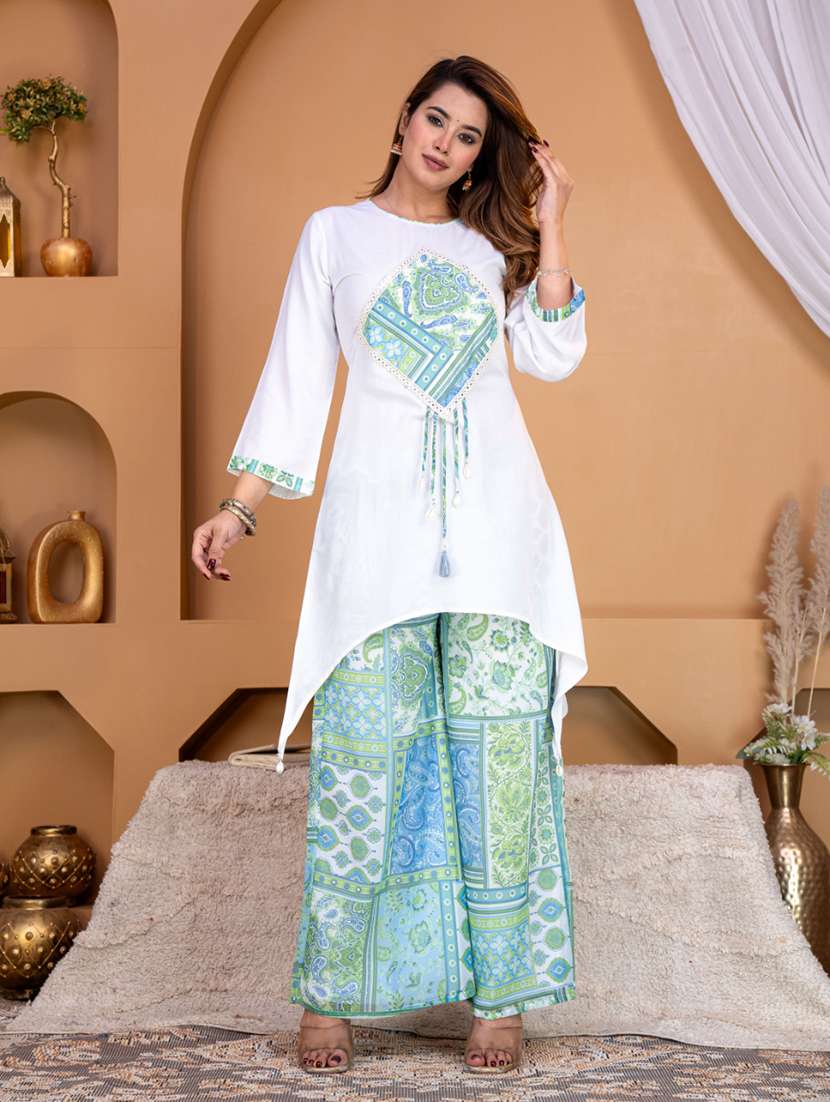 women printed three quarter sleeve kurta palazzo set