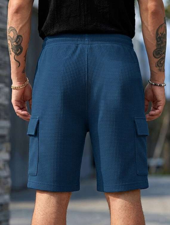 men textured mid rise regular fit cargo shorts - 22497463 -  Standard Image - 1