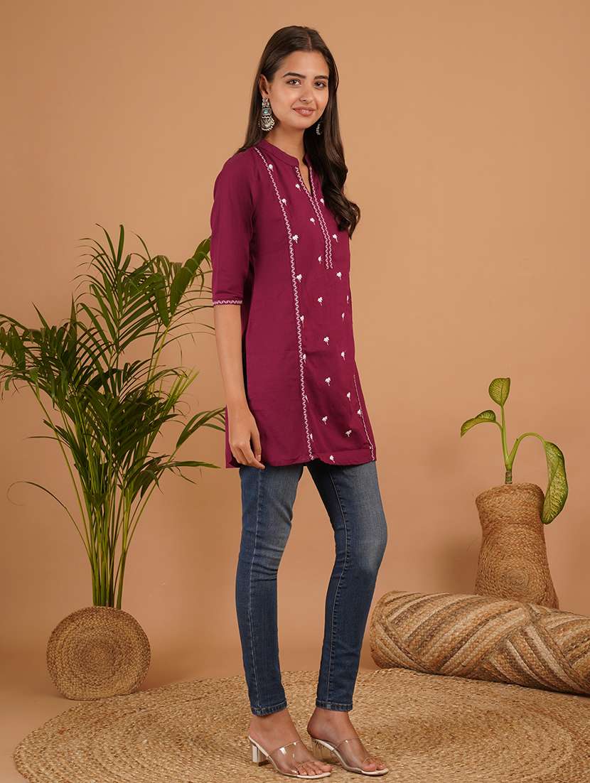 women embroidered three quarter sleeve straight kurti - 22498024 -  Standard Image - 4