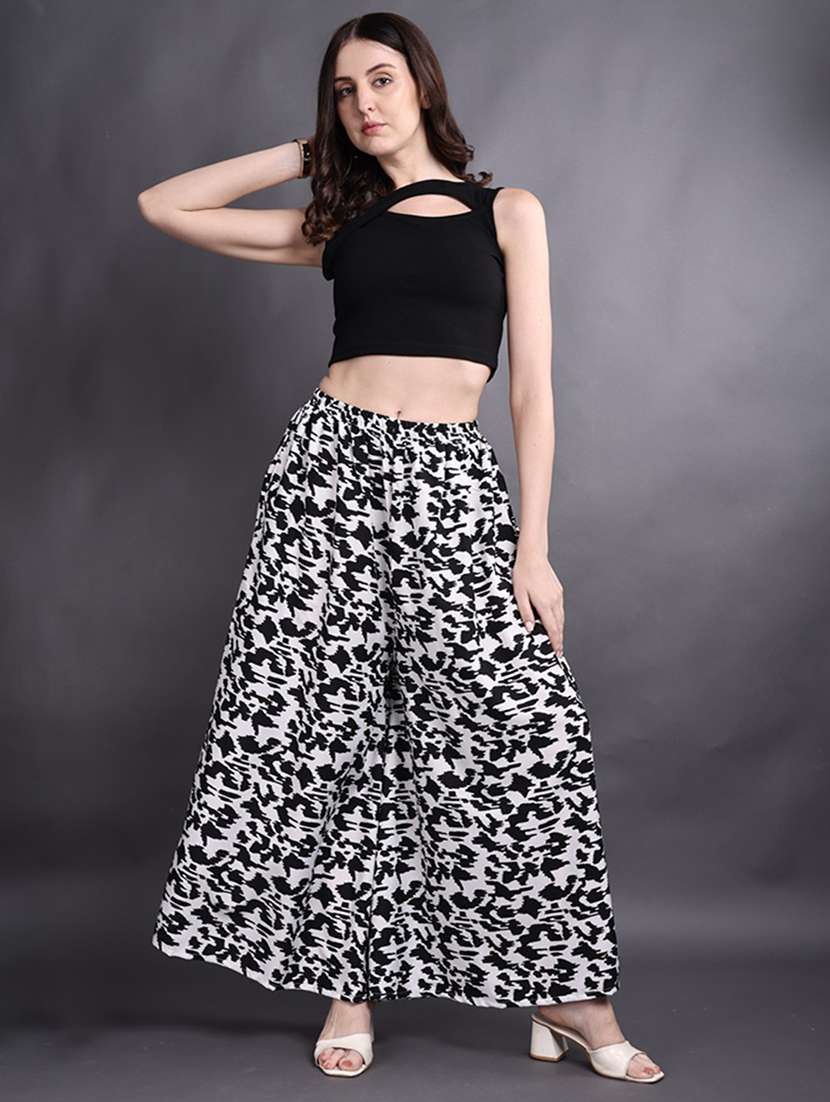 women printed mid rise flared palazzo - 22498060 -  Standard Image - 4