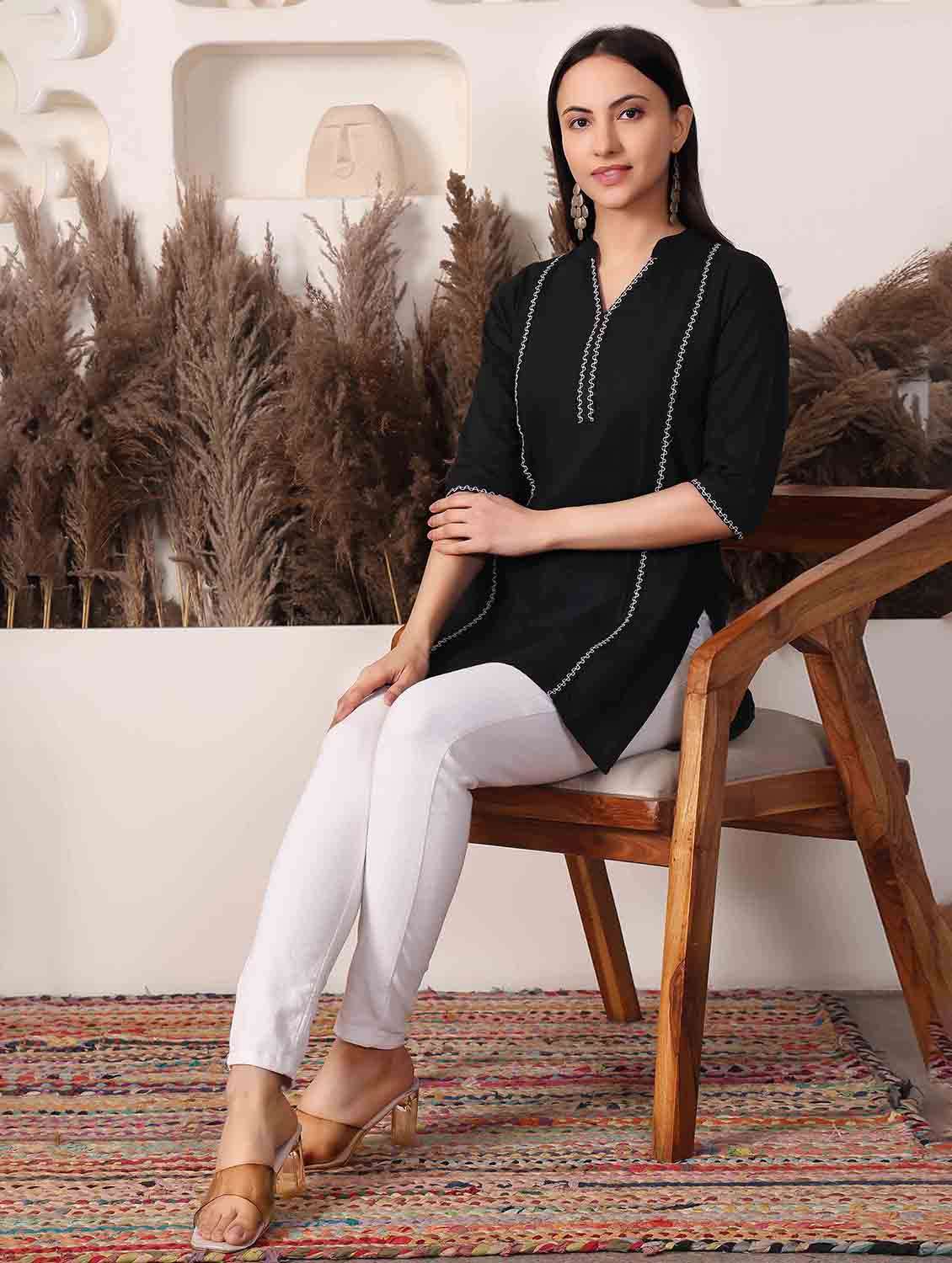 women solid three quarter sleeve straight kurti - 22498141 -  Standard Image - 4