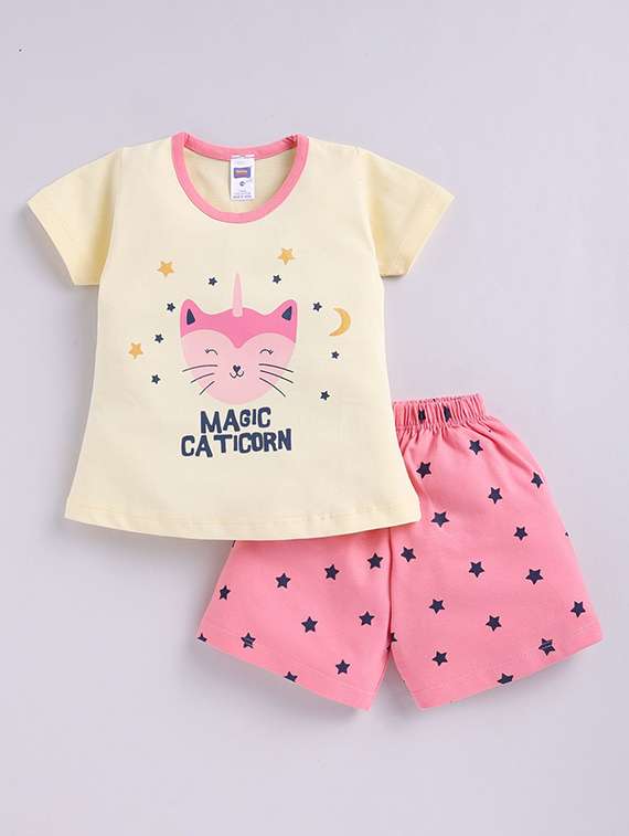 girls printed round neck top and shorts set