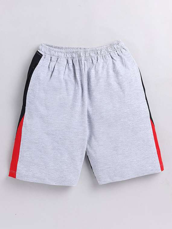 boys colourblock mid rise regular shorts - 22498431 -  Standard Image - 1
