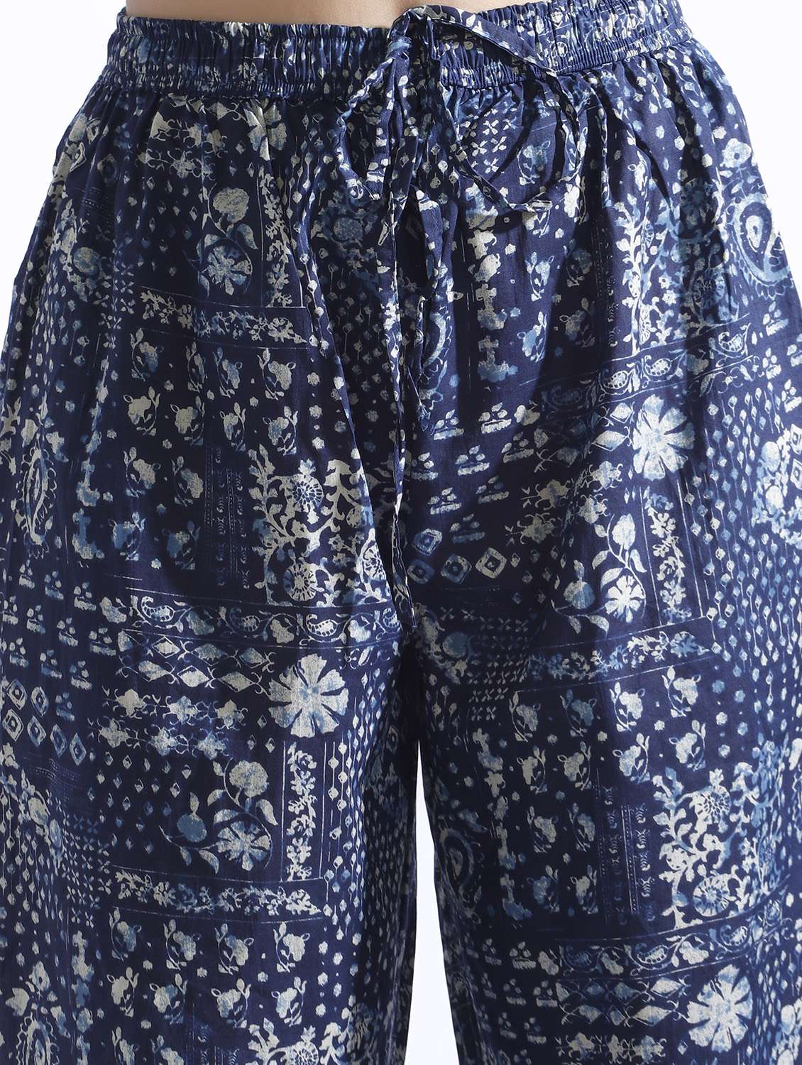 women printed three quarter sleeve nightwear set - 22498566 -  Standard Image - 4