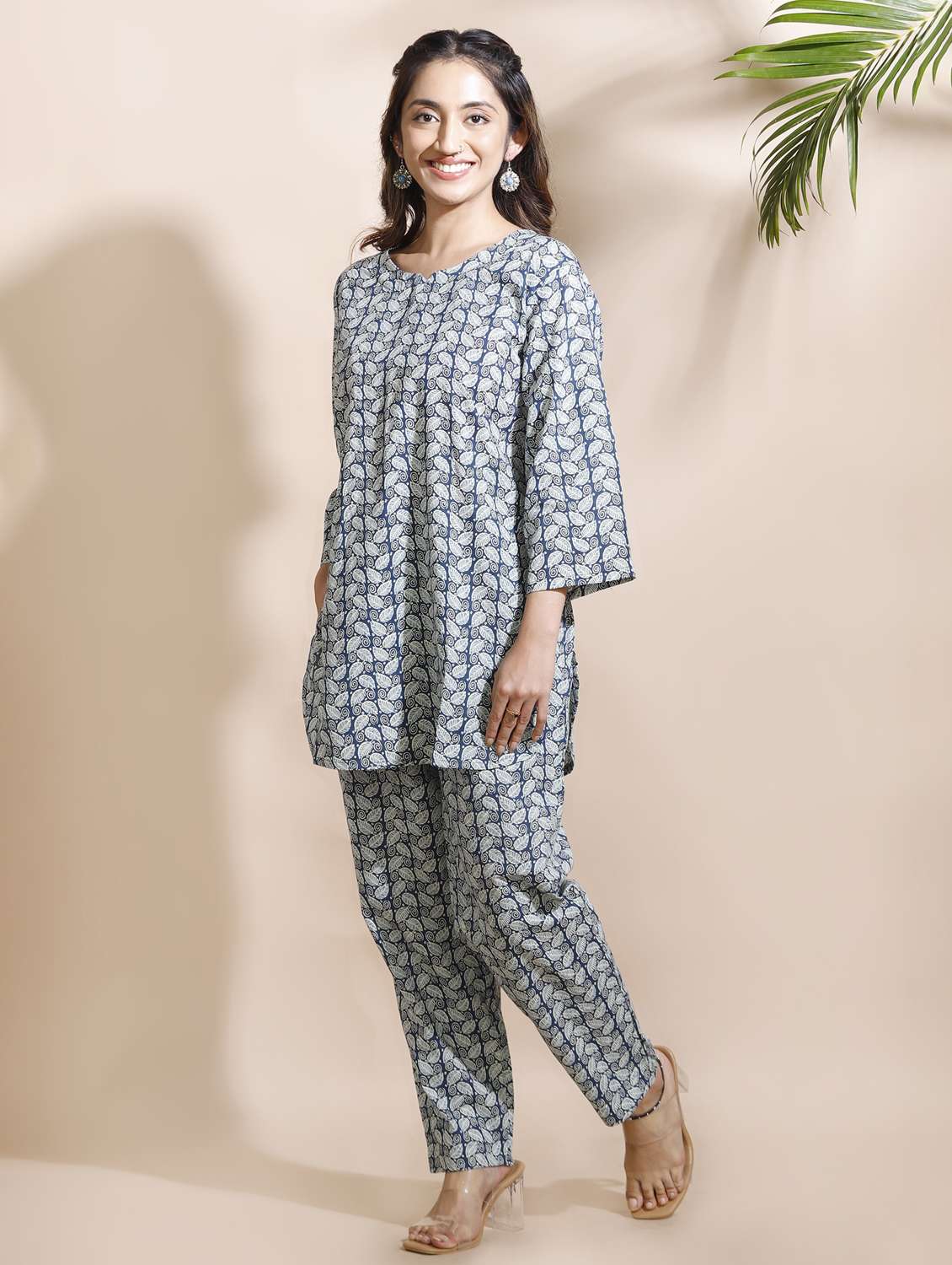 women printed notch neck nightwear set - 22498569 -  Standard Image - 1