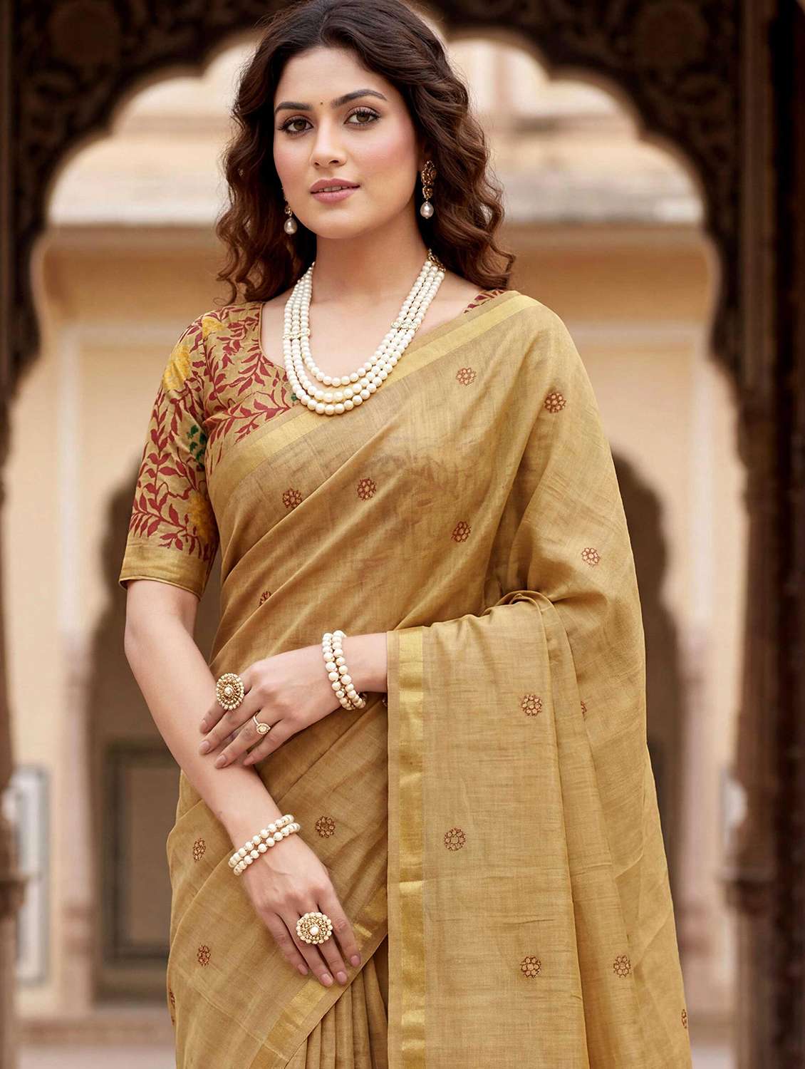 women printed casual wear saree with blouse - 22498654 -  Standard Image - 1