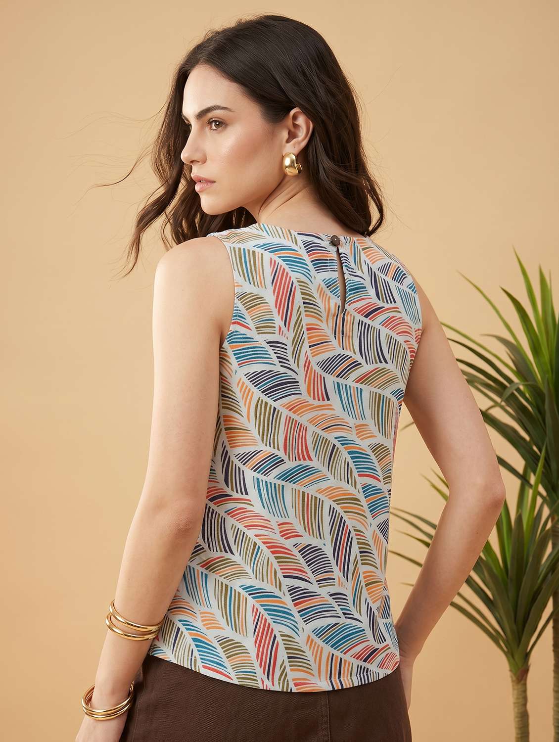 women printed sleeveless regular top - 22498673 -  Standard Image - 4