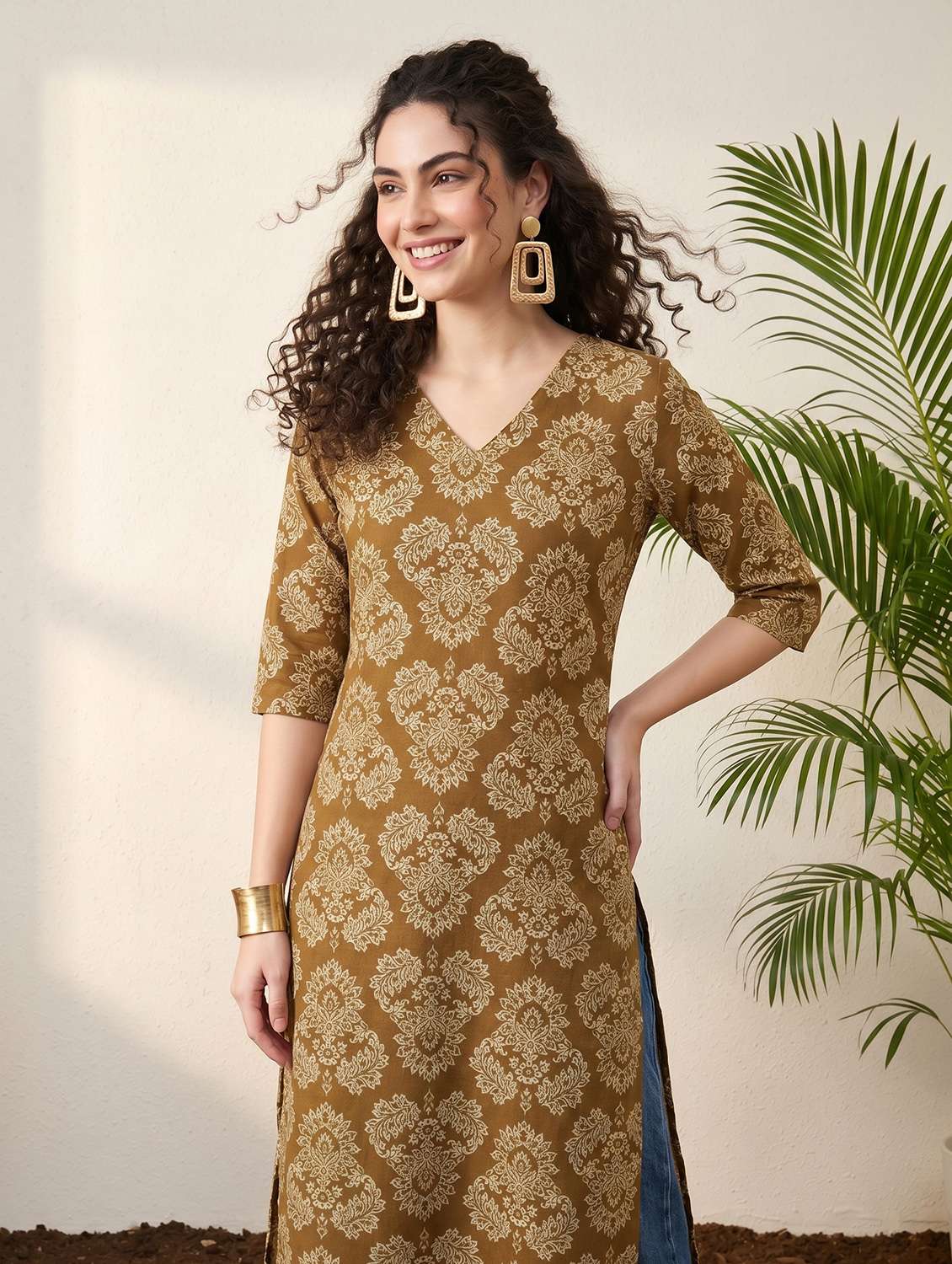women printed three quarter sleeve straight kurta - 22499087 -  Standard Image - 1