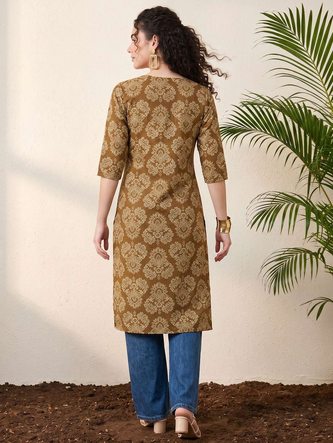 women printed three quarter sleeve straight kurta - 22499087 -  Standard Image - 4