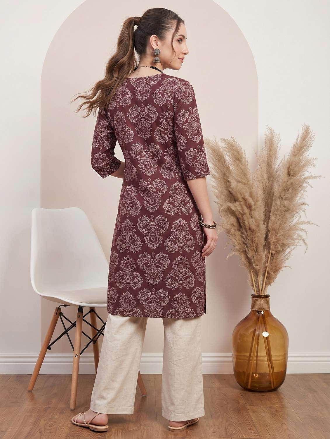women printed three quarter sleeve straight kurta - 22499088 -  Standard Image - 4