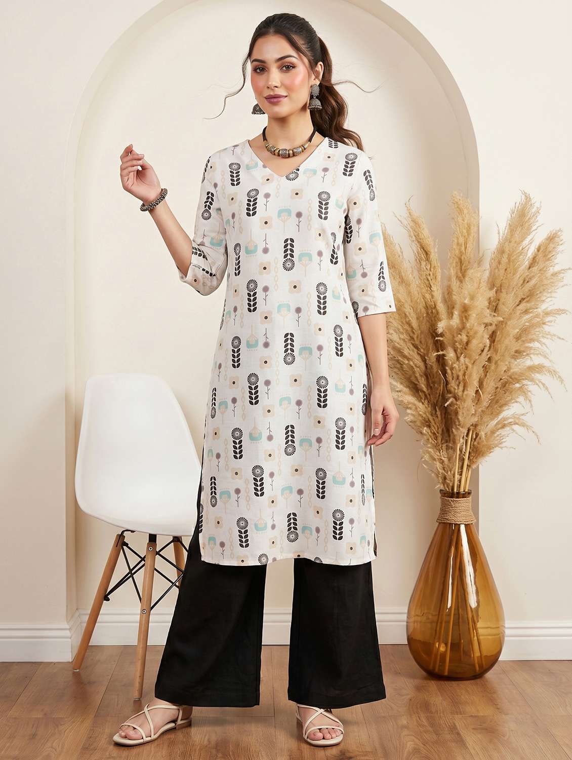 women printed three quarter sleeve straight kurta - 22499098 -  Standard Image - 4