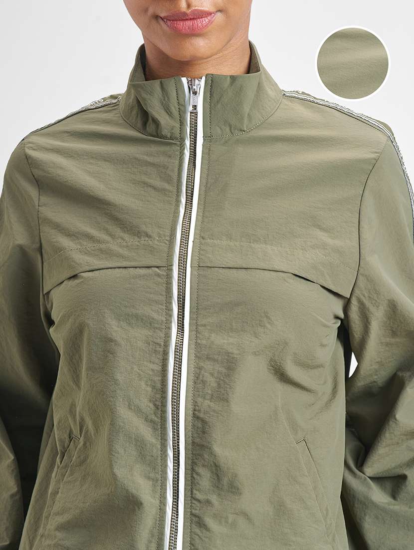 women tapered long sleeves regular jacket - 22499326 -  Standard Image - 1
