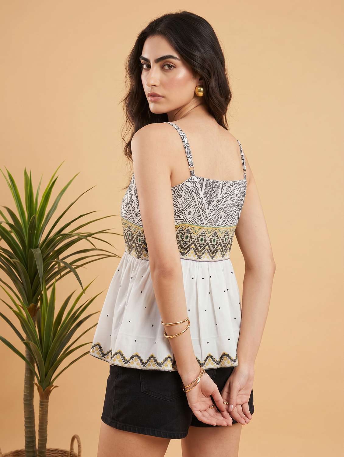 women embroidered sleeveless peplum top - 22499459 -  Standard Image - 4
