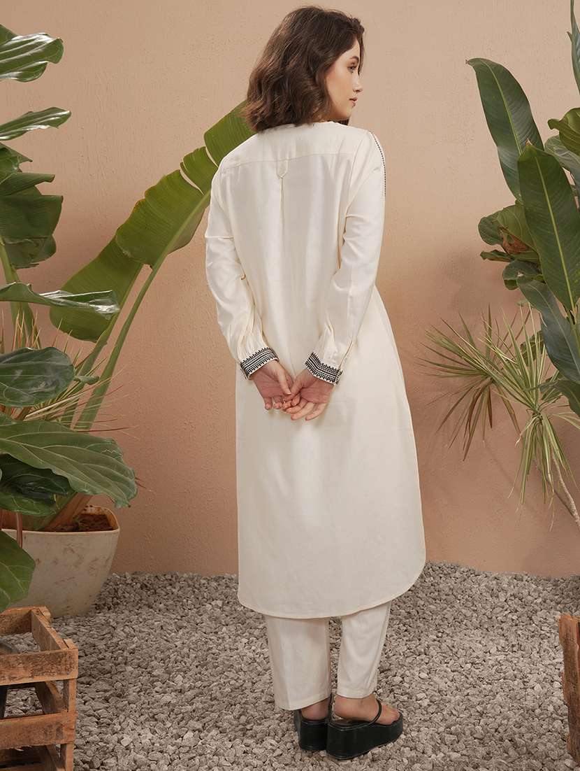 women embroidered notch neck high low kurta - 22499558 -  Standard Image - 4