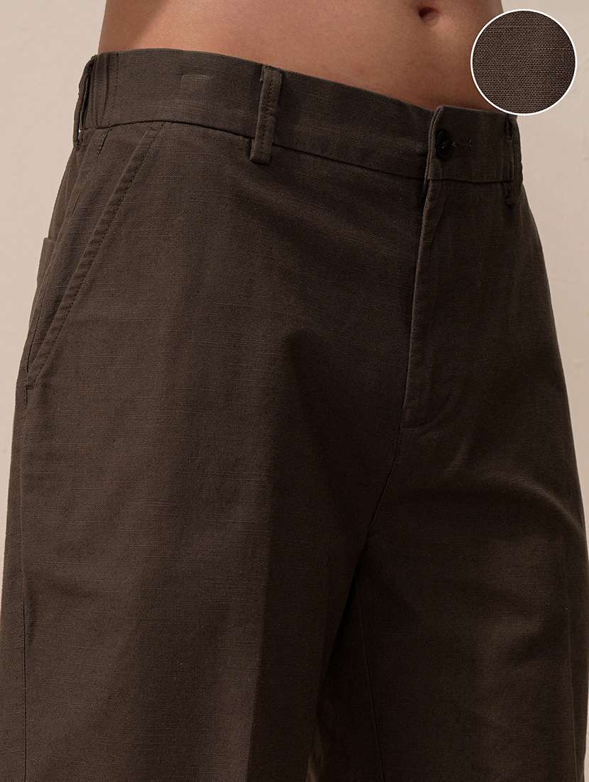 men solid mid rise regular fit shorts - 22499607 -  Standard Image - 1