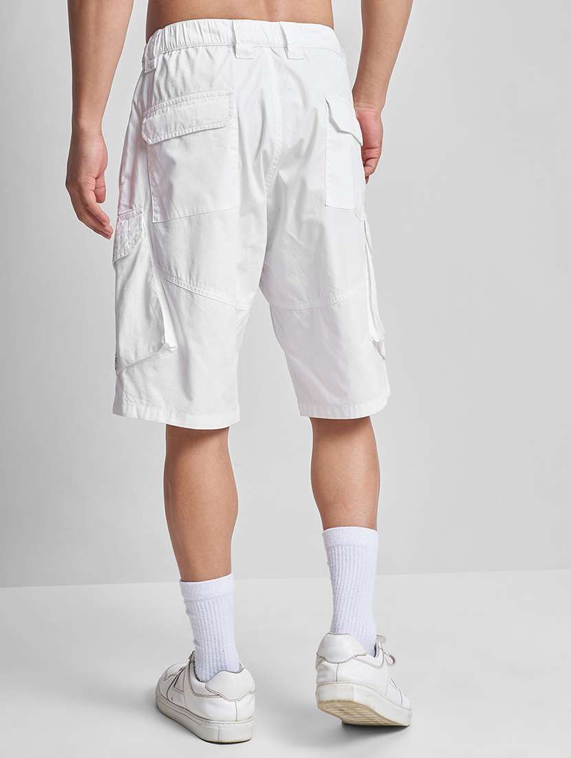 men solid mid rise relaxed fit cargo shorts - 22499610 -  Standard Image - 4