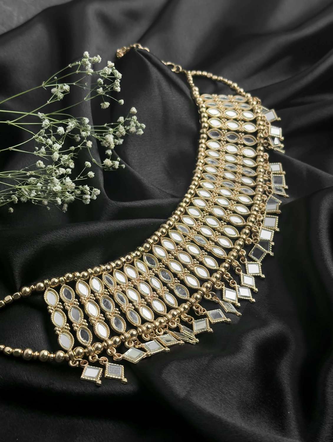  golden mirror beads choker necklace
