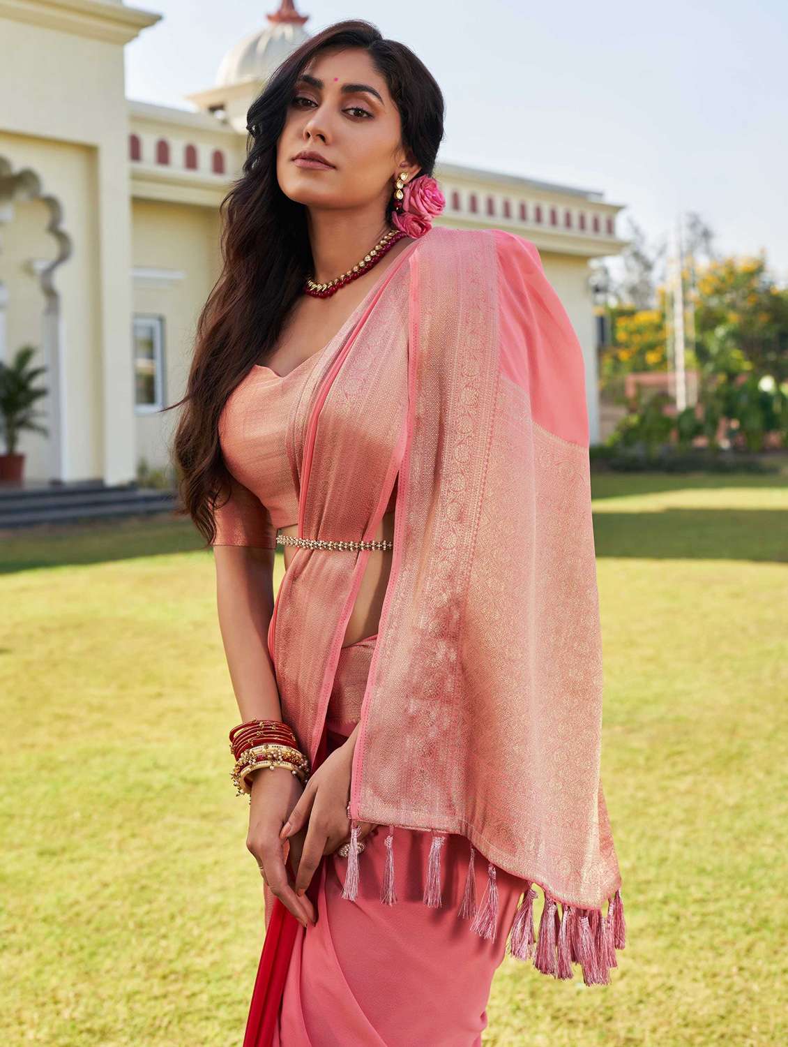 women ombre bordered saree with blouse - 22499807 -  Standard Image - 1