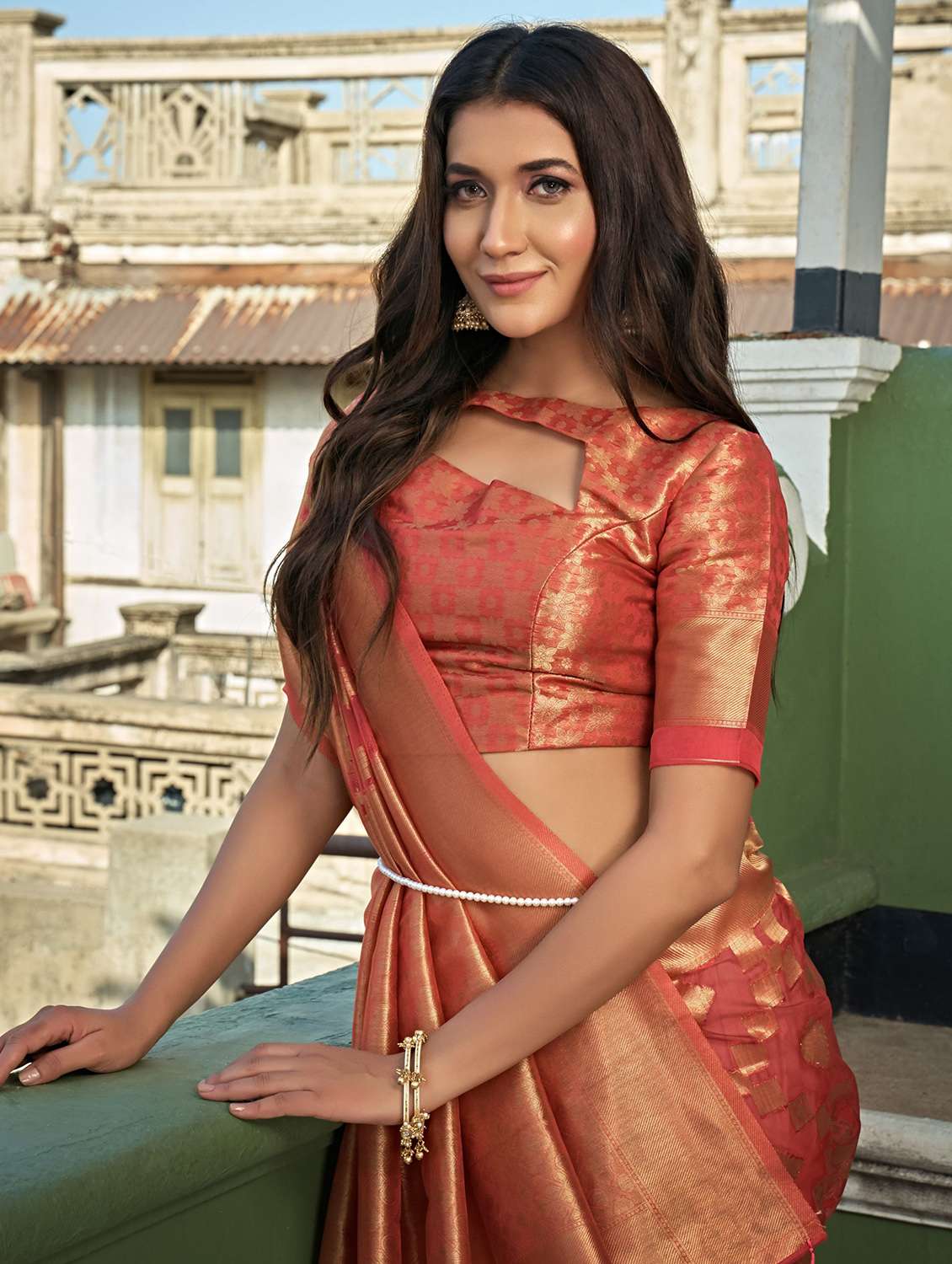 women self design banarasi saree with blouse - 22499831 -  Standard Image - 4