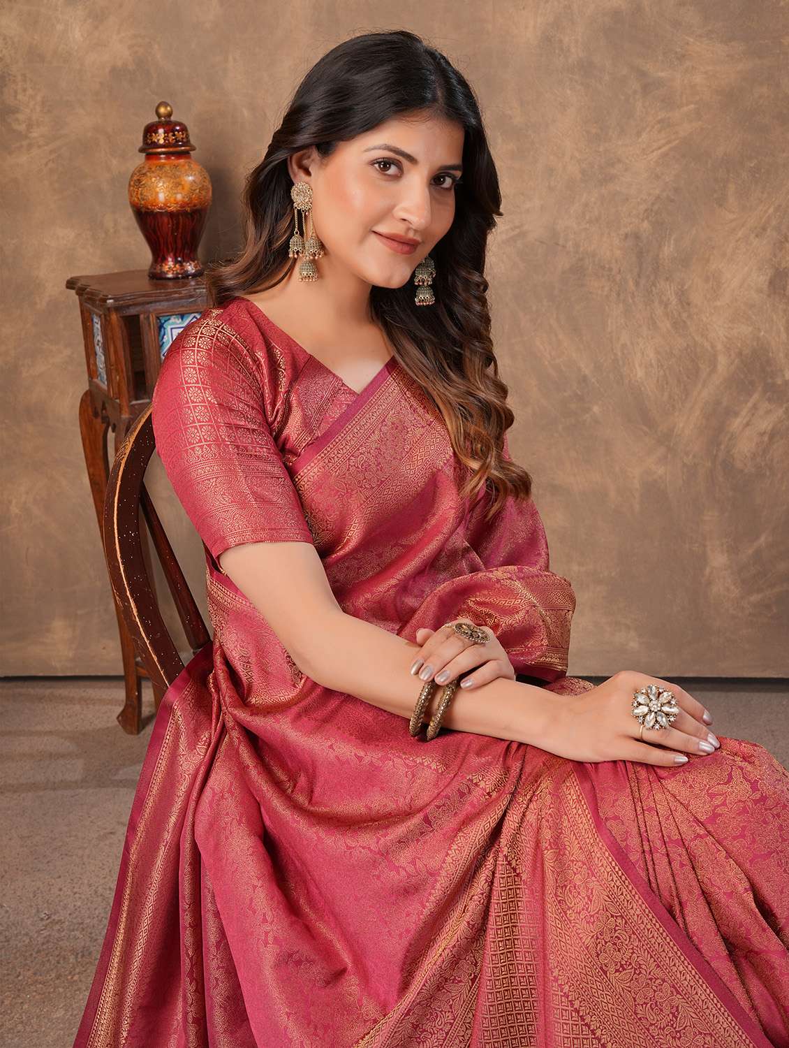 women self design kanjivaram saree with blouse - 22499850 -  Standard Image - 1