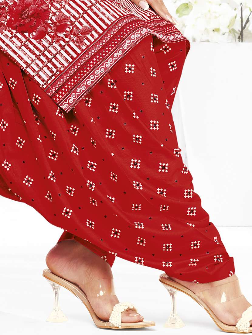 women printed three quarter sleeve kurta patiala with dupatta set - 22500087 -  Standard Image - 4