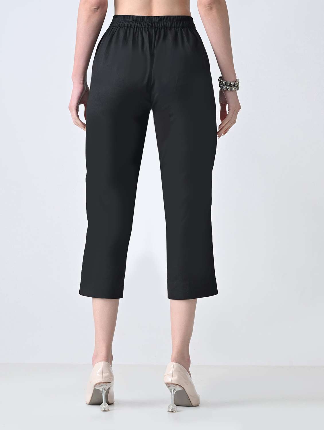 women solid mid rise tapered pant - 22500107 -  Standard Image - 4