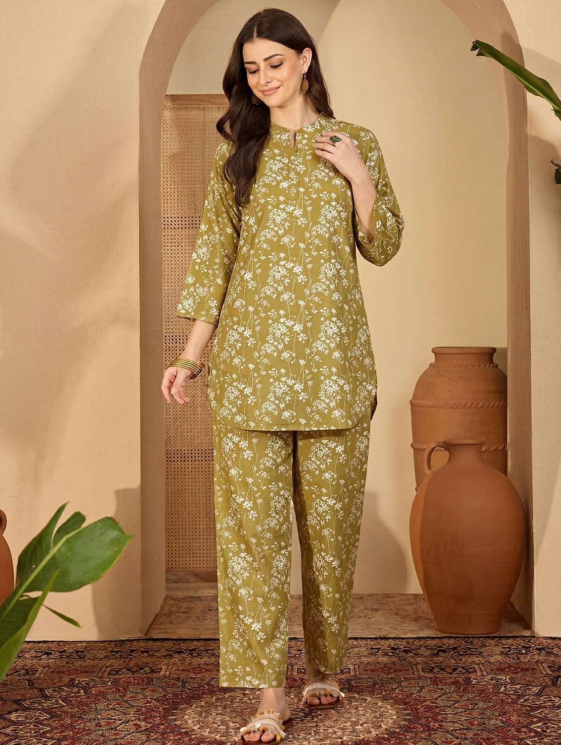 women printed three quarter sleeve ethnic co-ord set - 22500115 -  Standard Image - 1