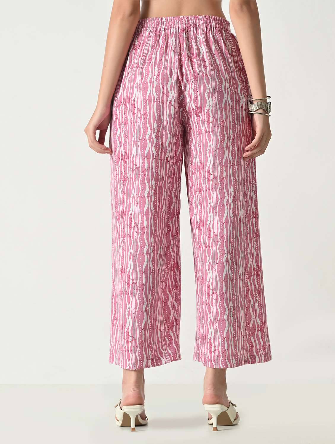 women printed mid rise straight palazzo - 22500119 -  Standard Image - 4