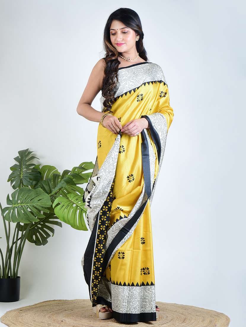 women printed casual wear saree with blouse - 22500239 -  Standard Image - 1