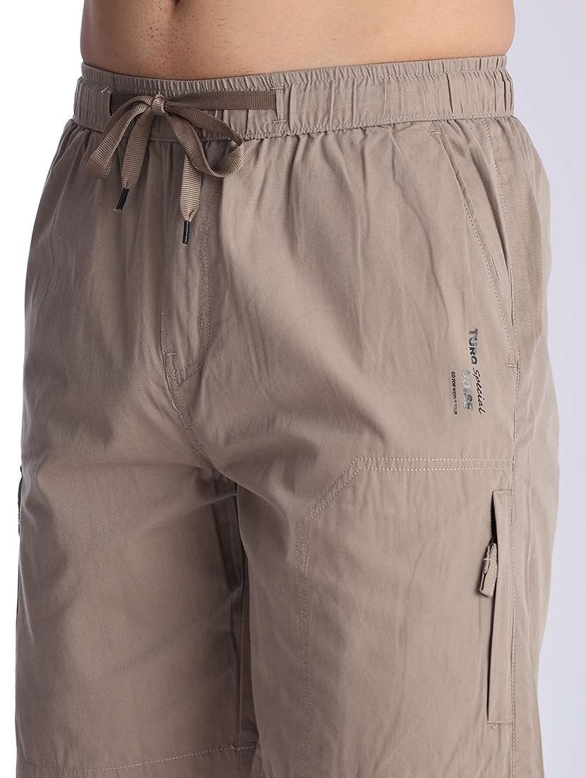 men solid mid rise regular fit cargo shorts - 22501047 -  Standard Image - 1