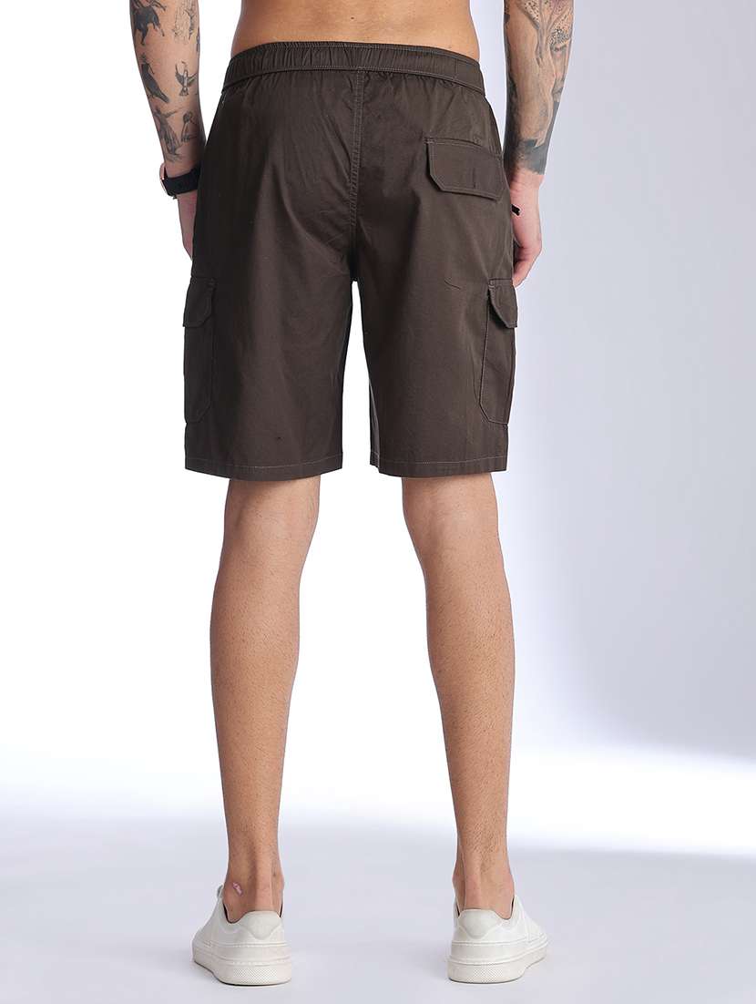 Men Solid Mid Rise Regular Fit Cargo Shorts - 22501067 -  Standard Image - 4