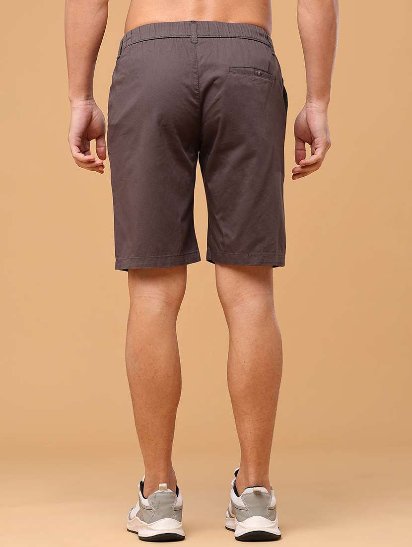 Men Solid Mid Rise Regular Fit Shorts - 22501089 -  Standard Image - 4
