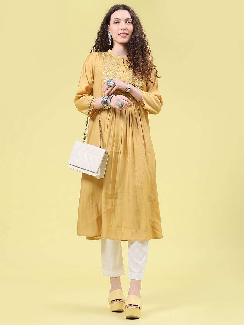 women solid with work three quarter sleeve a-line kurta