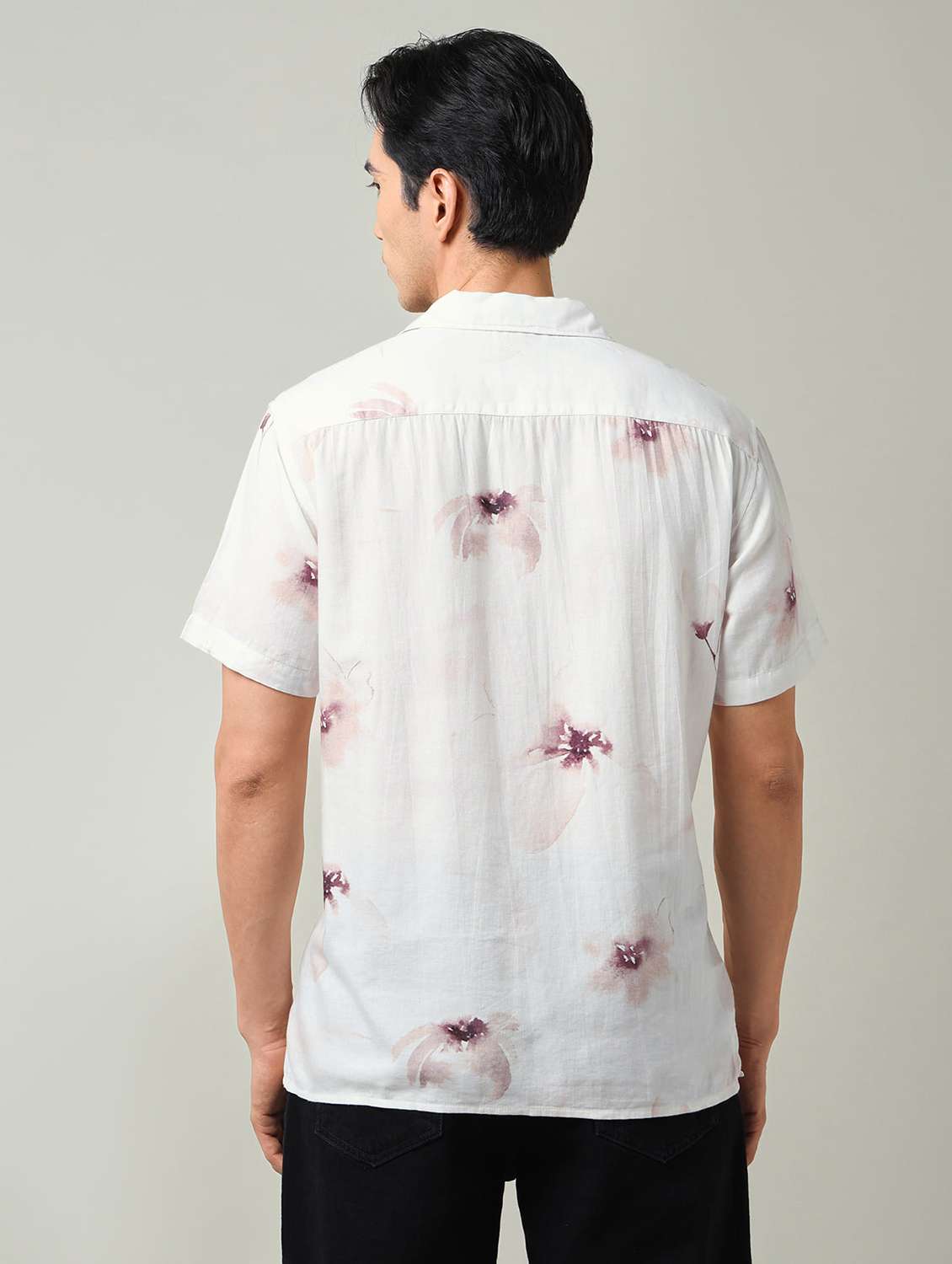 men printed short sleeve regular fit casual shirt - 22501932 -  Standard Image - 4