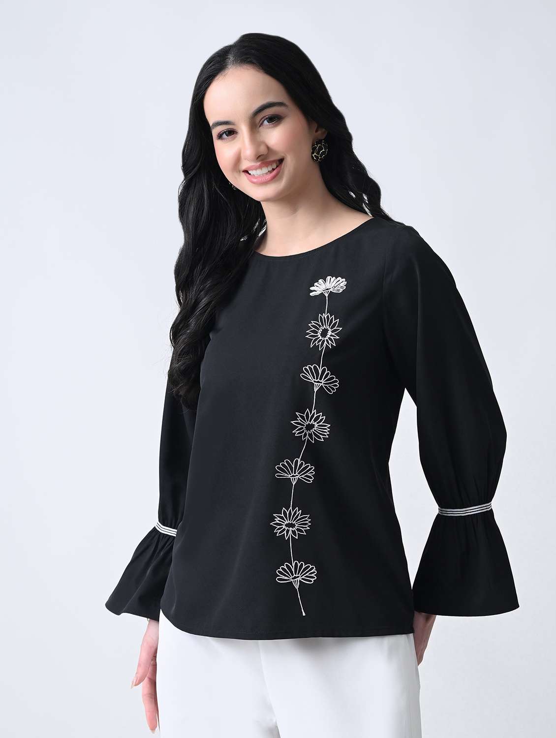 women embroidered round neck top