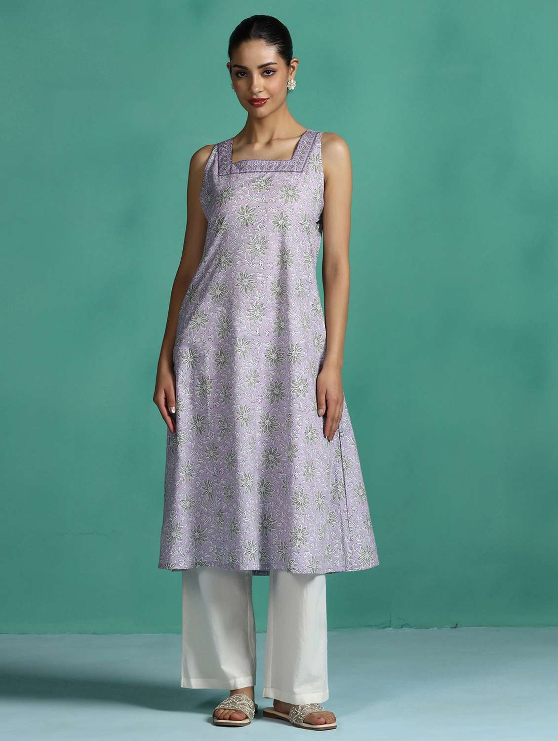 women floral printed sleeveless a-line kurta