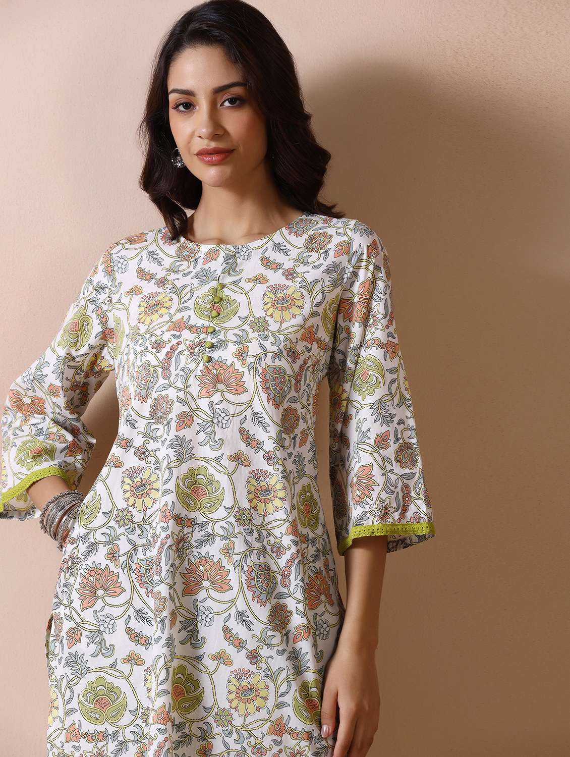women floral printed round neck straight kurta - 22502058 -  Standard Image - 1