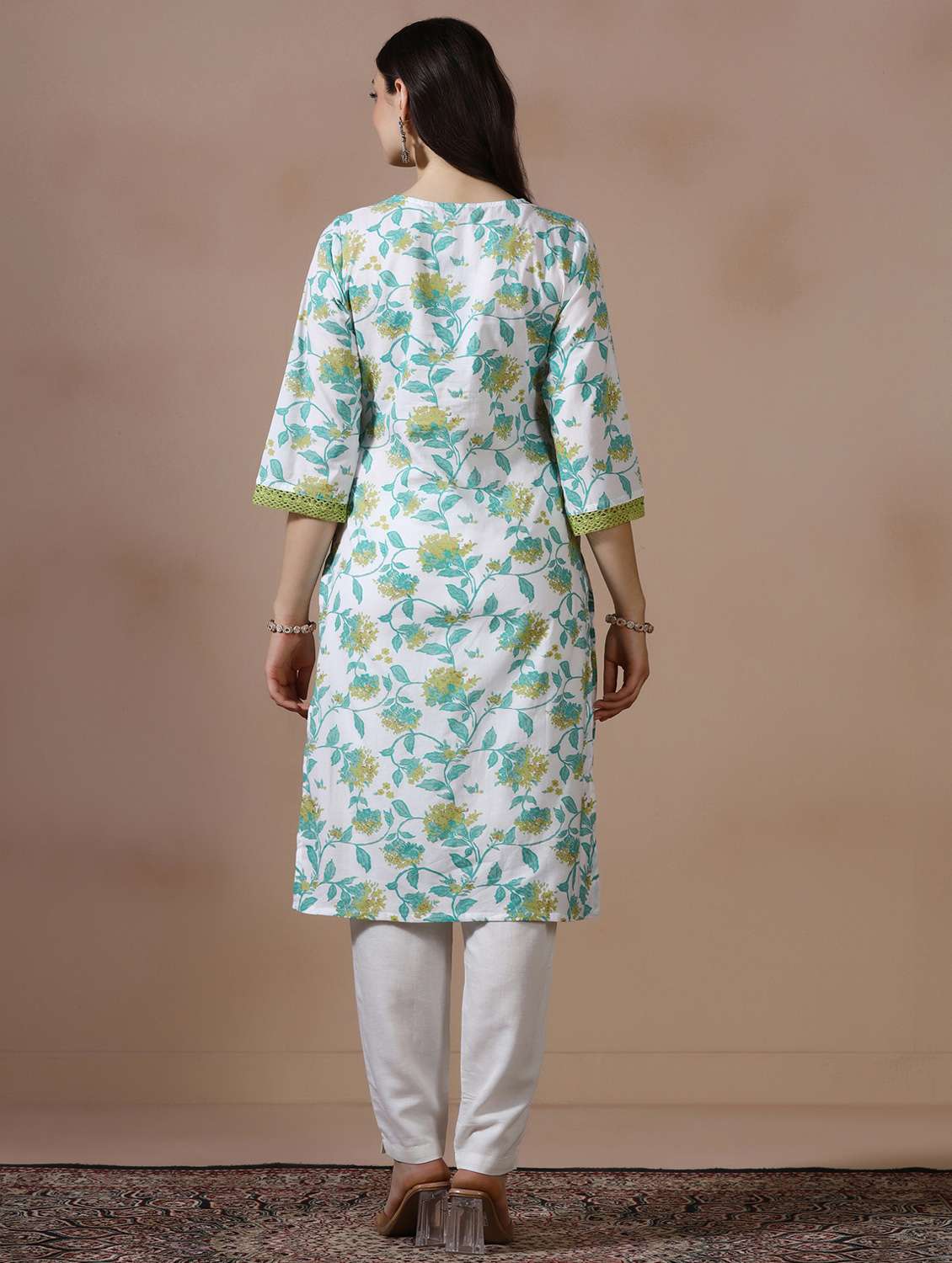 women floral printed three quarter sleeve straight kurta - 22502060 -  Standard Image - 4