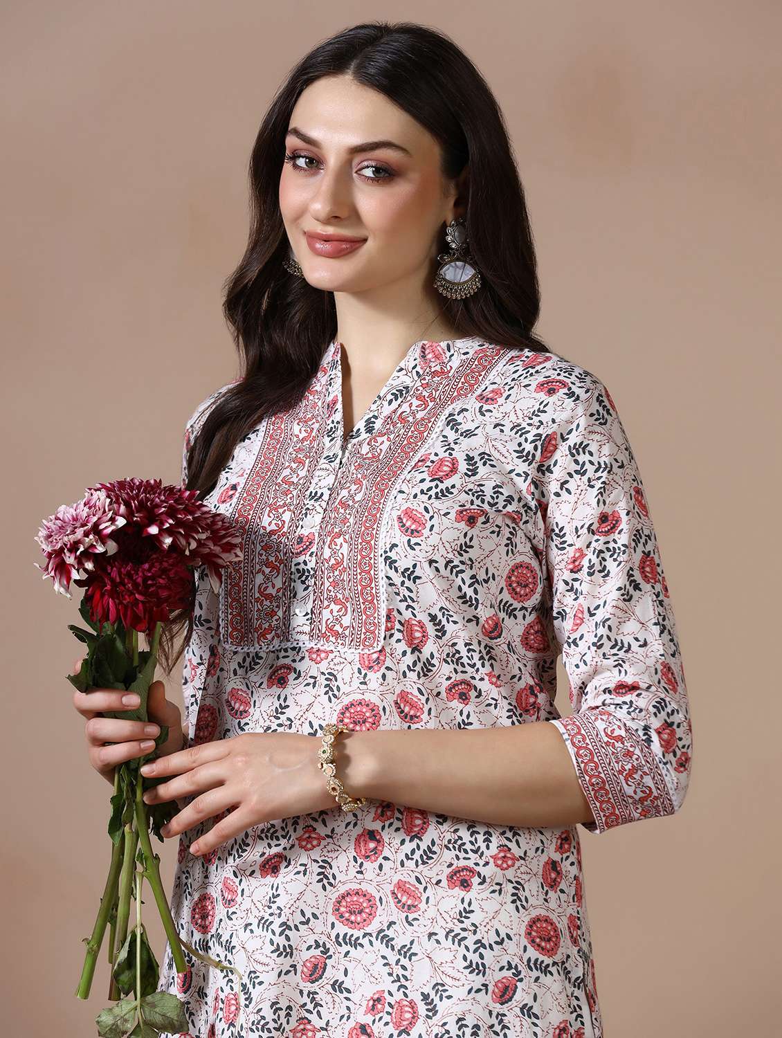 women printed three quarter sleeve straight kurta - 22502064 -  Standard Image - 1