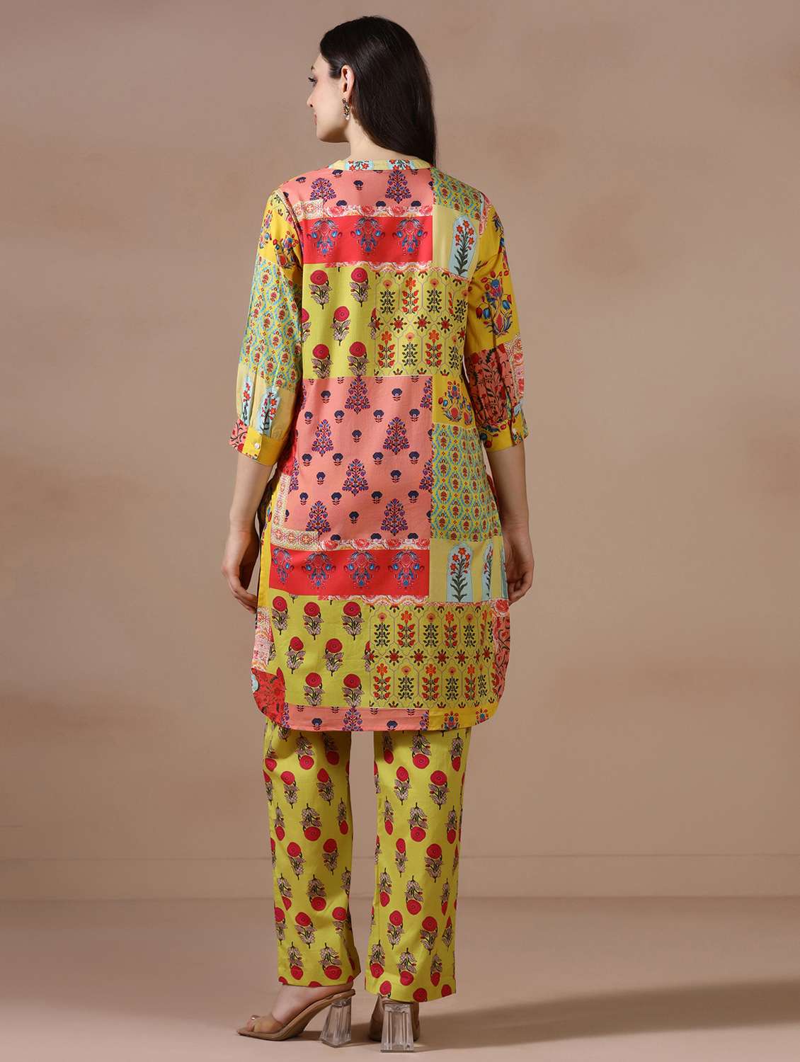 Women Printed Three Quarter Sleeve Kurta Pant Set - 22502087 -  Standard Image - 4