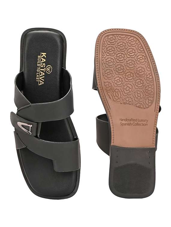 men solid one toe sandal  - 22502103 -  Standard Image - 4