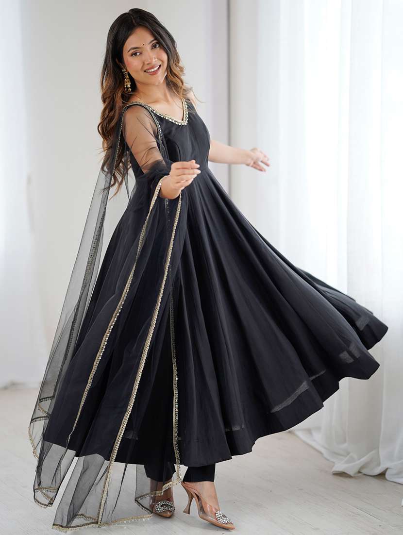 women solid sleeveless anarkali suit set - 22502152 -  Standard Image - 4